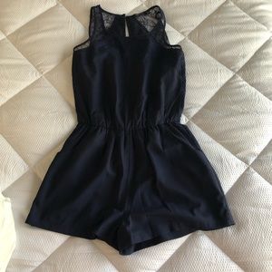 Doe & Rae Navy Romper Size XS
